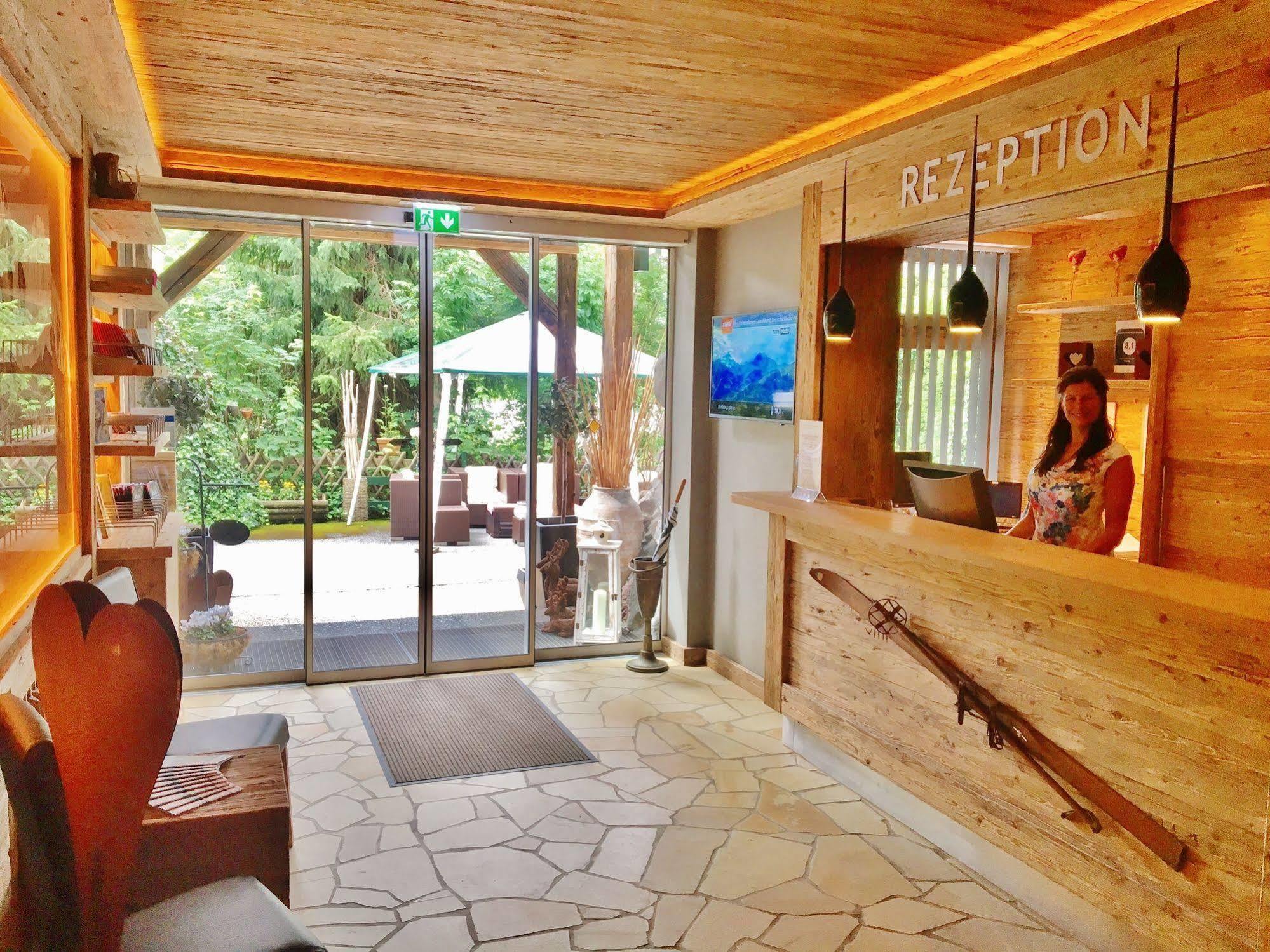 Hotel Almhof Kitzlodge - Alpine Lifestyle Kirchberg in Tirol